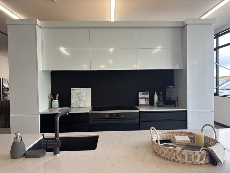 Ex-showroom Kitchen479032305580789762