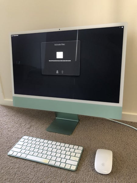 iMac M1 24-inch Green Carousel 2