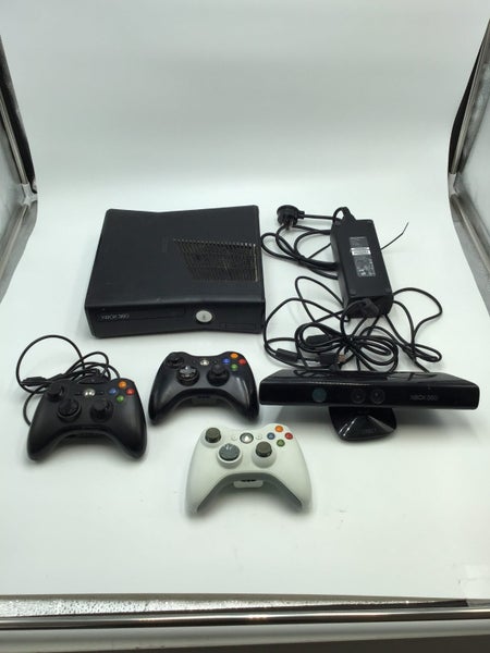 * 500GB Slim Xbox 360 Console w/ 3 Controllers, Kinect & Power Cable! * Carousel 1