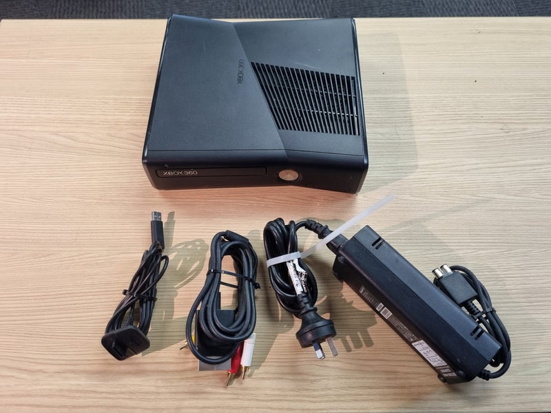 Xbox 360 Slim *Missing HDD* Carousel 1