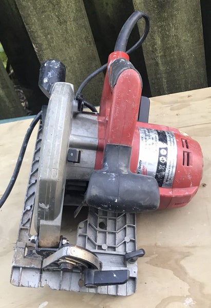 MILWAUKEE CIRCULAR SAW Carousel 2