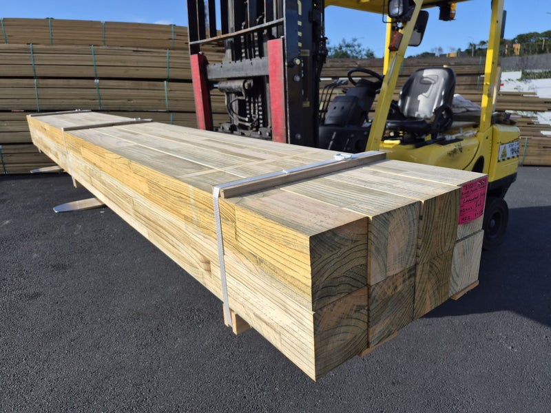 PINE LAMINATED POST - D4S - 112 x 112mm - 28.8m - H3.2 - TS10311 Carousel 1