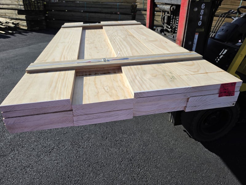 PINE DRESSED 4 SIDES - 285 x 30mm, H3.1 CL - 45.6m - TS10291 Carousel 2