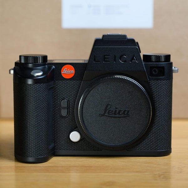 Leica SL3-S Camera Carousel 1