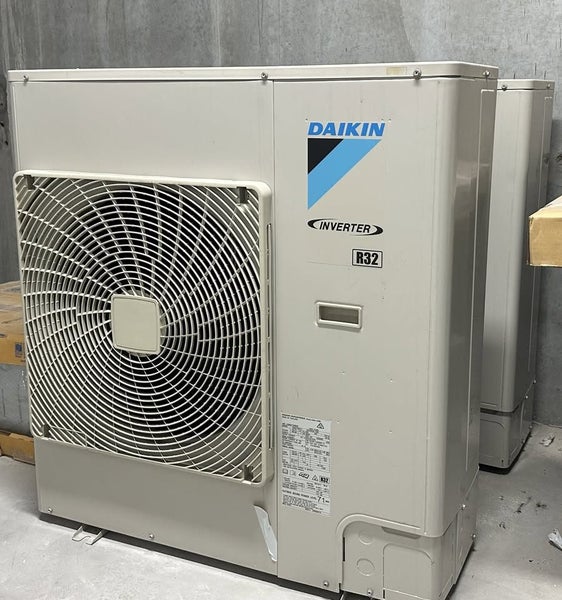 Daikin 10kW Heat Pump with ceiling cassette Carousel 2