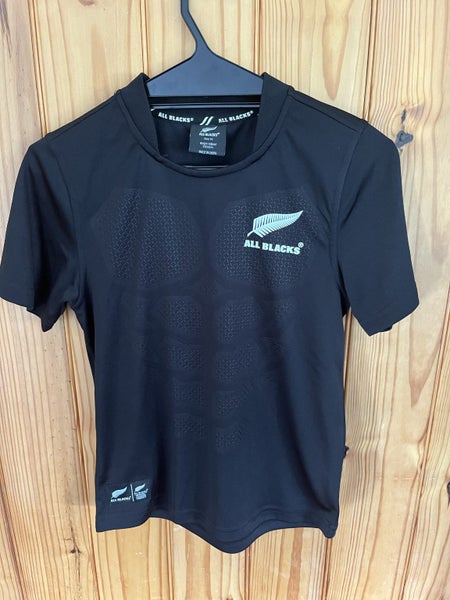 All Blacks shirt Carousel 1