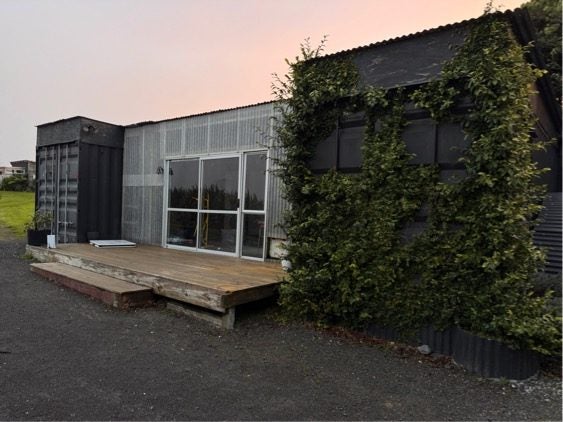 Container home 3 bedroom/1 bathroom Carousel 10