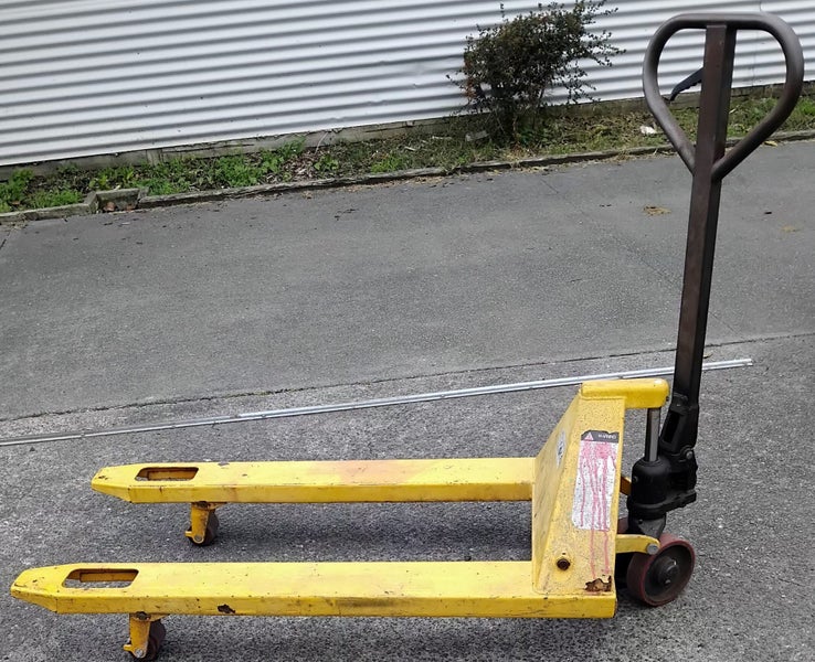 Jiffy pallet jack Carousel 4