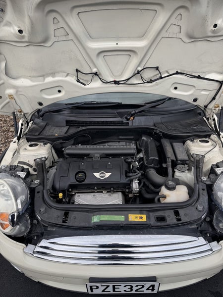 2010 MINI Cooper438253025022464002