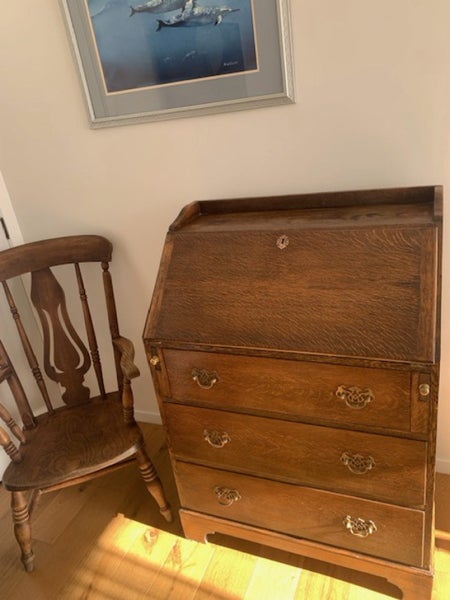 Oak writing bureaux / desk