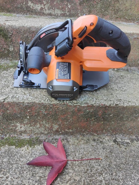 AEG A18FCS68 18V 184mm Brushless FUSION Circular Saw Skin Only Carousel 2