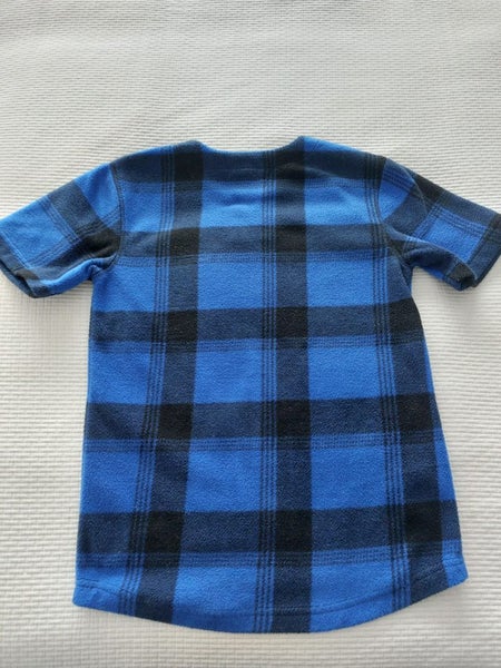 Hunting and fishing fleece t-shirt size 8 Carousel 2