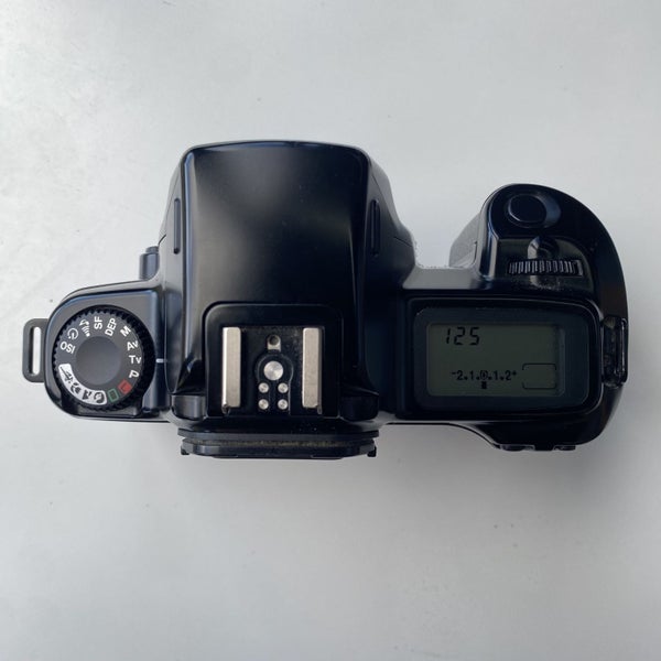 Canon EOS Rebel S II Black Built-In Flash Auto & Manual 35mm SLR Film Camera Carousel 2
