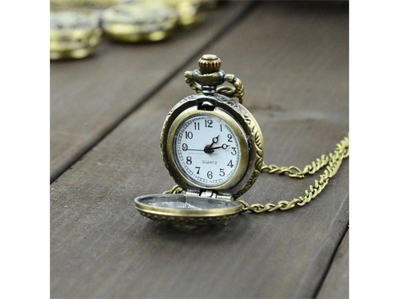 Retro Vintage Steampunk Quartz Necklace With Pocket Watch Pendant Carousel 2