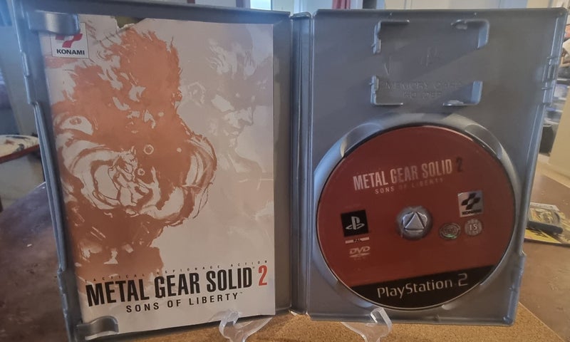 PS2 - Metal Gear Solid 2 - Sons of liberty- PAL Complete Carousel 2