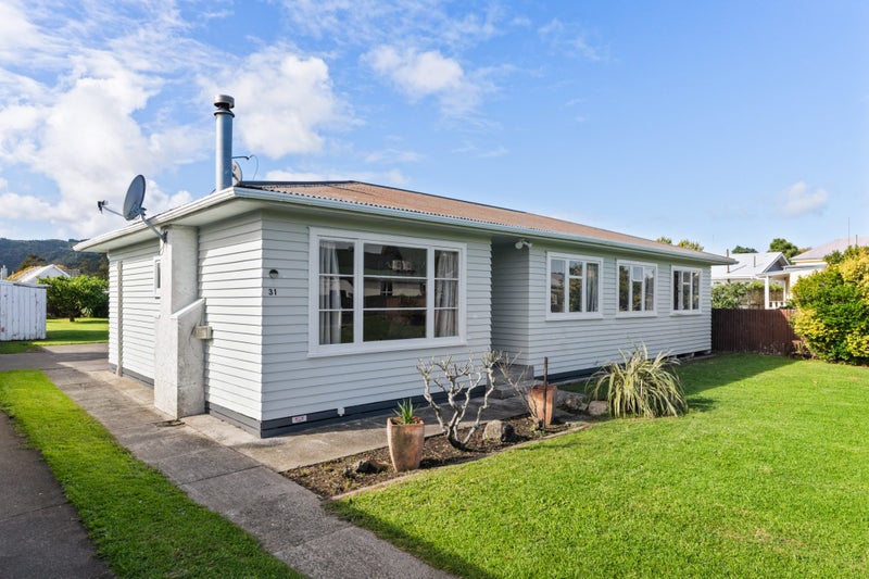 Image 1 of 20