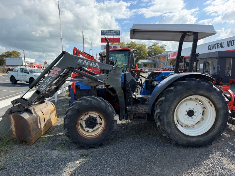 2000 New Holland TN75D TN75D ROPS TRACTOR Carousel 1