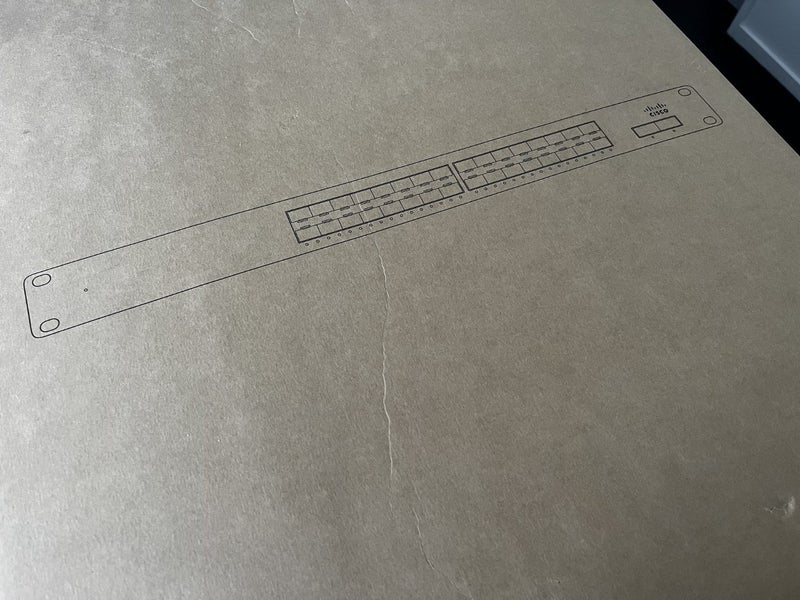 Cisco Meraki 32 Port 10GbE SFP+ Switch MS425 32 $1 Reserve Carousel 9