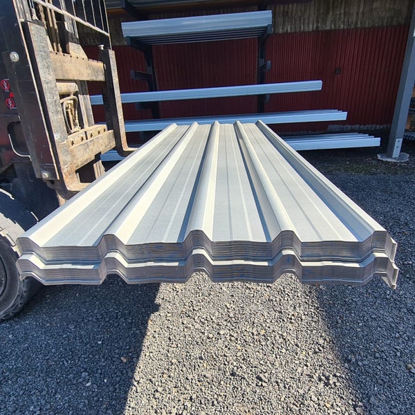 Zinc 5-Rib Roofing Iron 2.4m Carousel 1