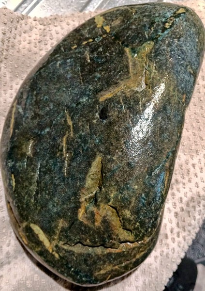 Pounamu rock Carousel 1