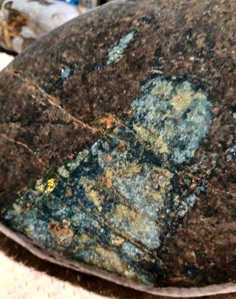 Pounamu rock Carousel 2