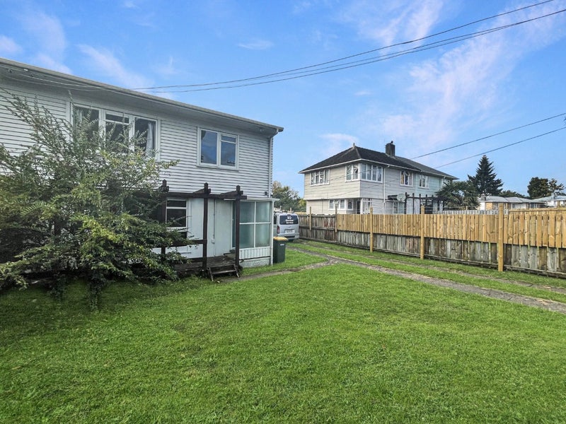 Image 1 of 8