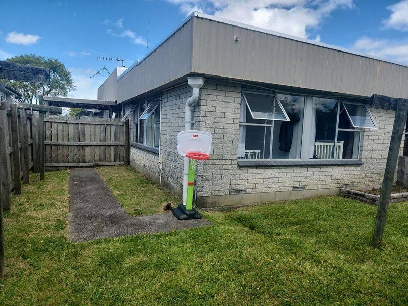 Image 1 of 10
