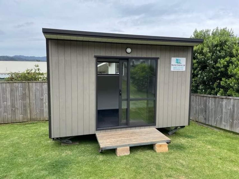 CABINS FOR RENT - 3 SIZES AVAILABLE Carousel 20