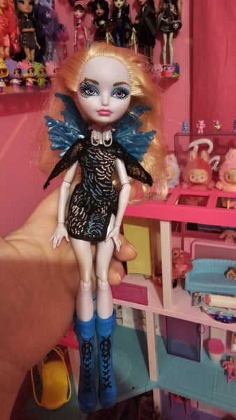 Ever after high faybelle thorn doll Carousel 1