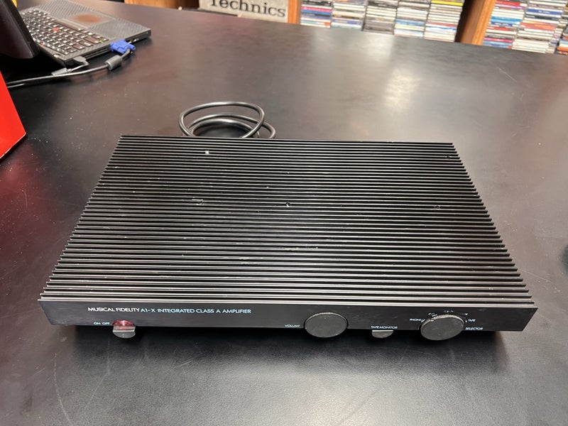 Musical Fidelity A1-X Integrated Class A Amplifier Carousel 2