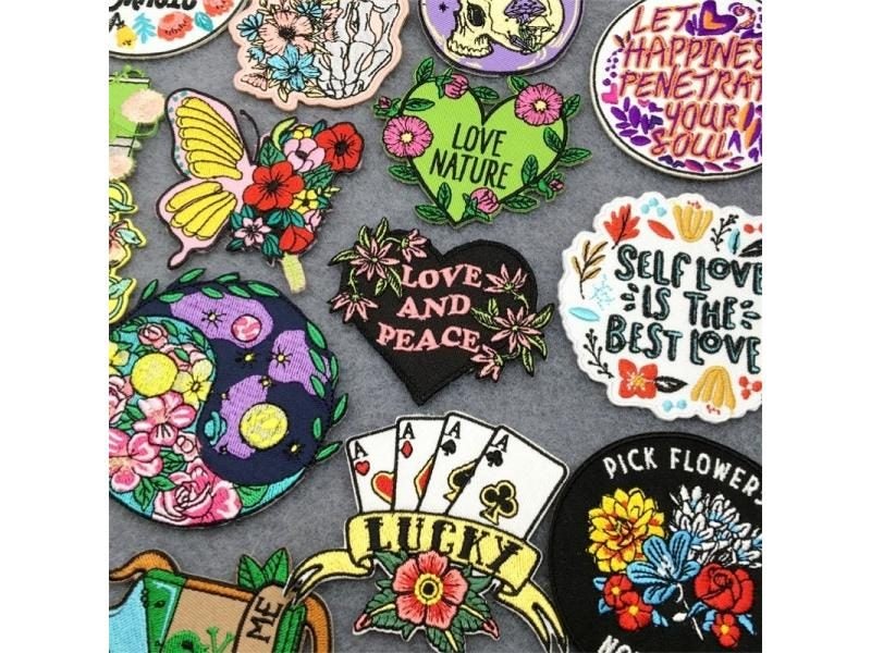 DIY Cartoon Flower Iron On Patch For Clothing Sewing Applique Carousel 2