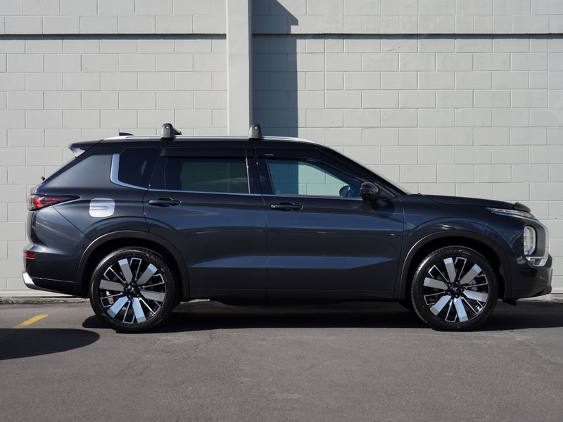2026 Mitsubishi Outlander 2.5P EXCEED 2WD, photo 3