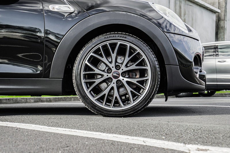 2015 MINI Cooper S 2.0440789290829762565