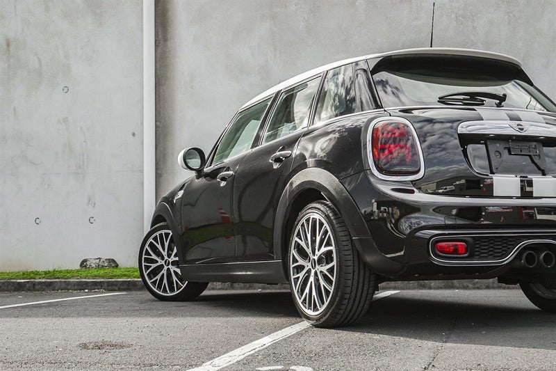 2015 MINI Cooper S 2.0440789290829762568