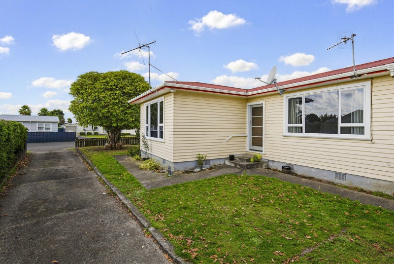 Image 2 of 21
