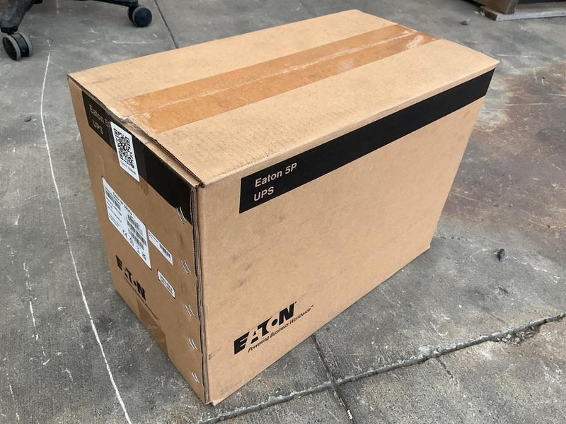 Eaton 5P 650VA UPS – Rack/Tower Uninterruptible Power Supply Carousel 4