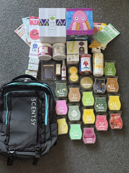 Scentsy HUGE Bulk Lot Carousel 1