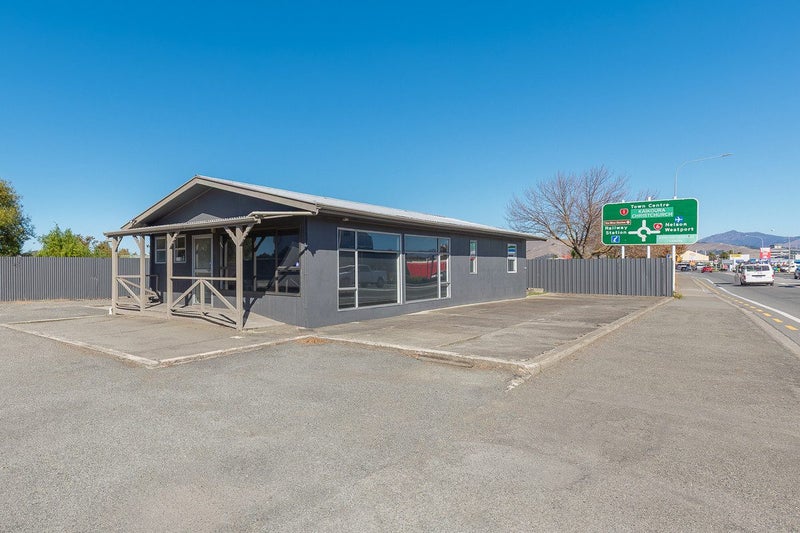 Image 1 of 20