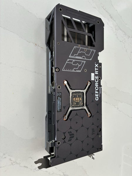 ASUS TUF 4070ti Super Carousel 1