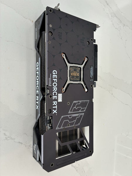 ASUS TUF 4070ti Super Carousel 4