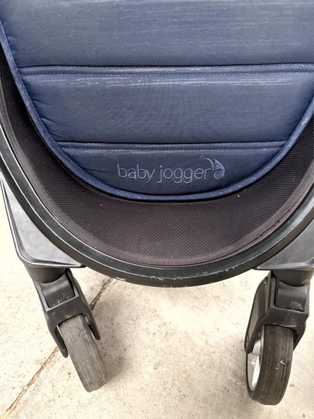 Baby Jogger Compact Travel Stroller – Foldable + Rain Cover + Bag Carousel 18