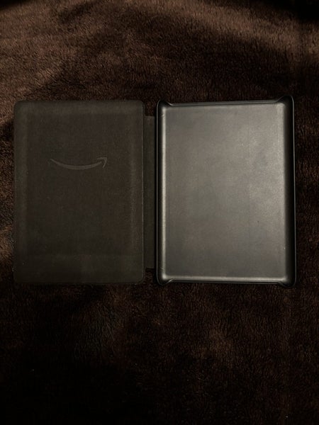 Amazon Kindle + Official Auto Wake Case – Perfect Condition Carousel 10