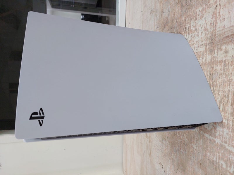 Sony PlayStation 5 – Disc Edition Console (Faulty HDMI) Carousel 2