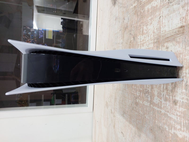 Sony PlayStation 5 – Disc Edition Console (Faulty HDMI) Carousel 1