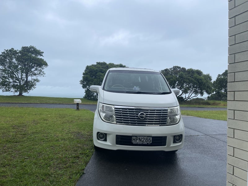 2005 Nissan Elgrand