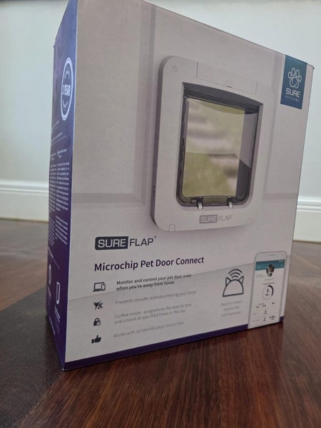 SureFlap Microchip Connect Cat Door (catflap) Carousel 1