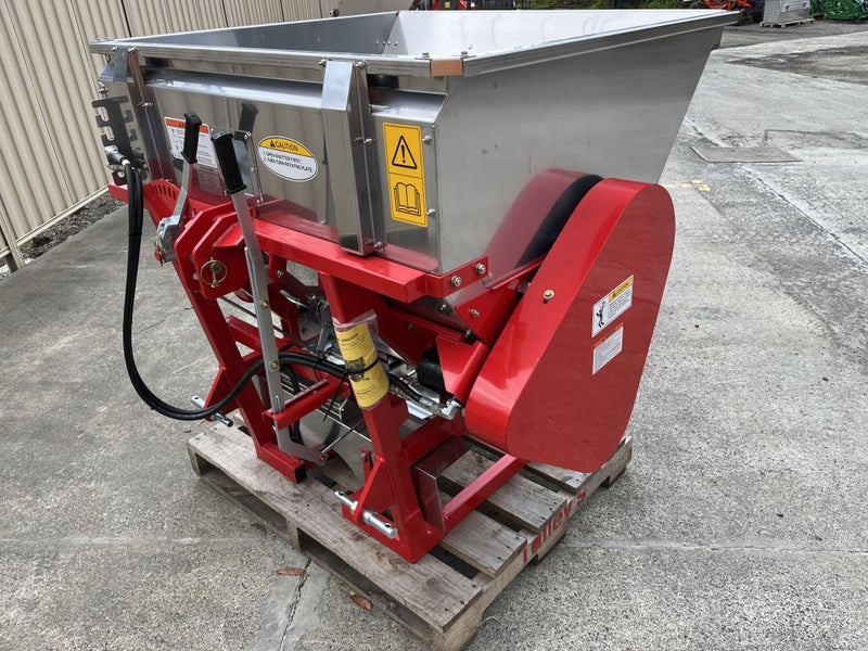 Iris Multi Spreader 780L Hydraulic Drive Carousel 15