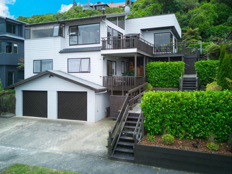 Image 2 of 30