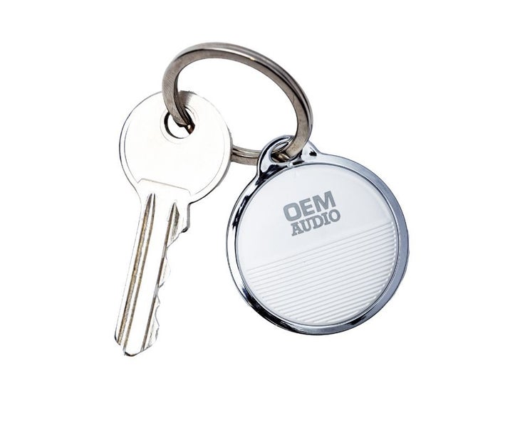 Kiwa Tag (white) Carousel 1
