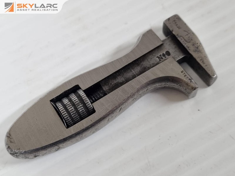 King Dck No.0 Vintage Mini Adjustable Wrench Carousel 1
